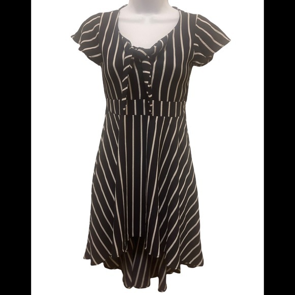 Poppies and Roses Black and White Striped High Low Dress Size 10 - Picture 1 of 7